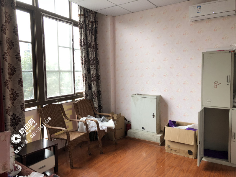 成都市郫都区三道堰镇永宁北路164号18栋1-2